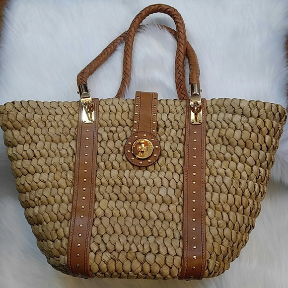 Michael Kors Handbags - Michael Kors Purse